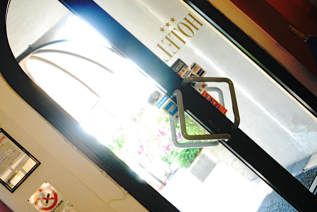 Hotel Ebe 산 피에로 아 시에베 외부 사진